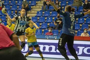 Triunfo vital del Rocasa ante el Málaga por 23-25/TA.